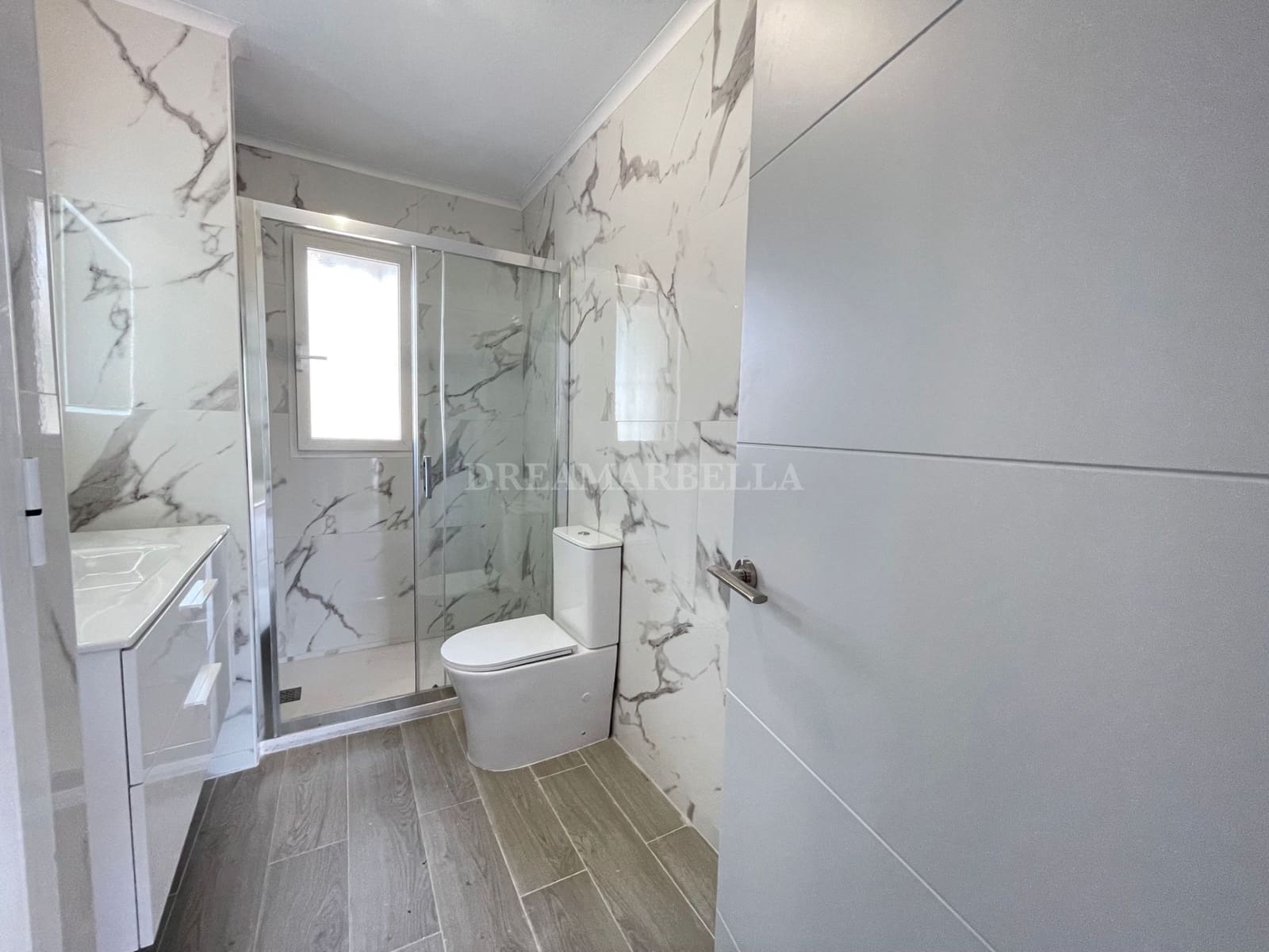4 sovrum Villa att hyra i Marbella med pool garage - 4 900 € (Ref: 9911423)