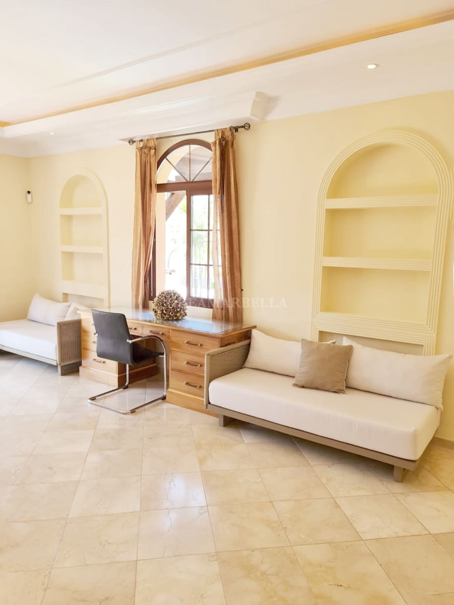 3 Zimmer Villa zu vermieten in Costalita mit Pool Garage - 6.000 € (Ref: 9911424)