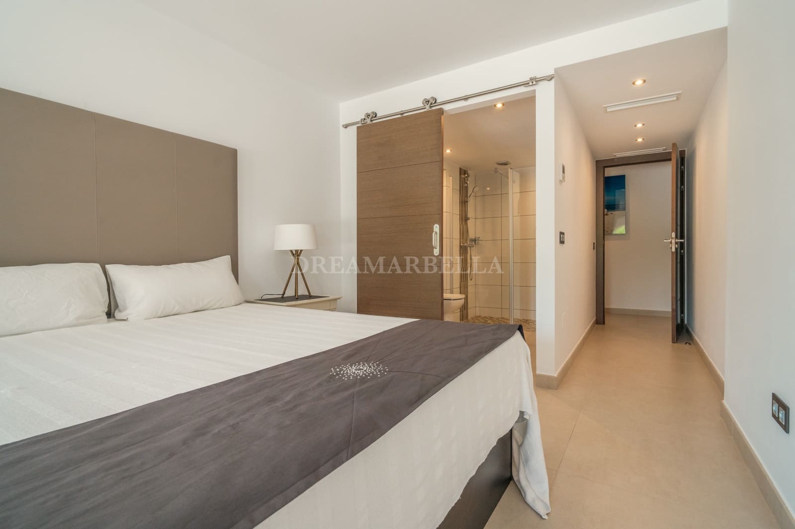 8 sovrum Villa att hyra i San Pedro de Alcantara med pool garage - 16 000 € (Ref: 9911429)