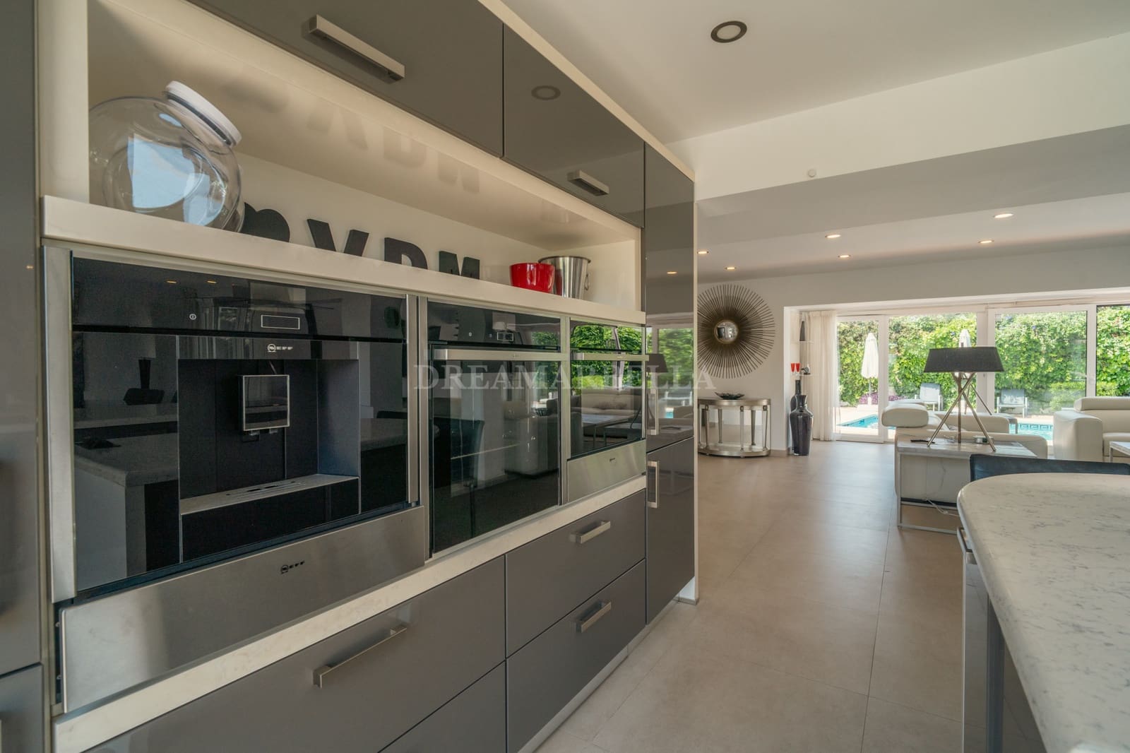8 sovrum Villa att hyra i San Pedro de Alcantara med pool garage - 16 000 € (Ref: 9911429)