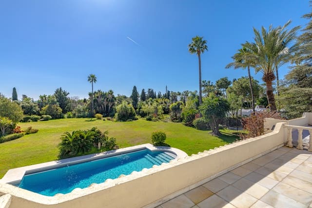 4 slaapkamer Villa te huur in El Paraiso, Estepona met zwembad garage - € 8.500 (Ref: 9911430)