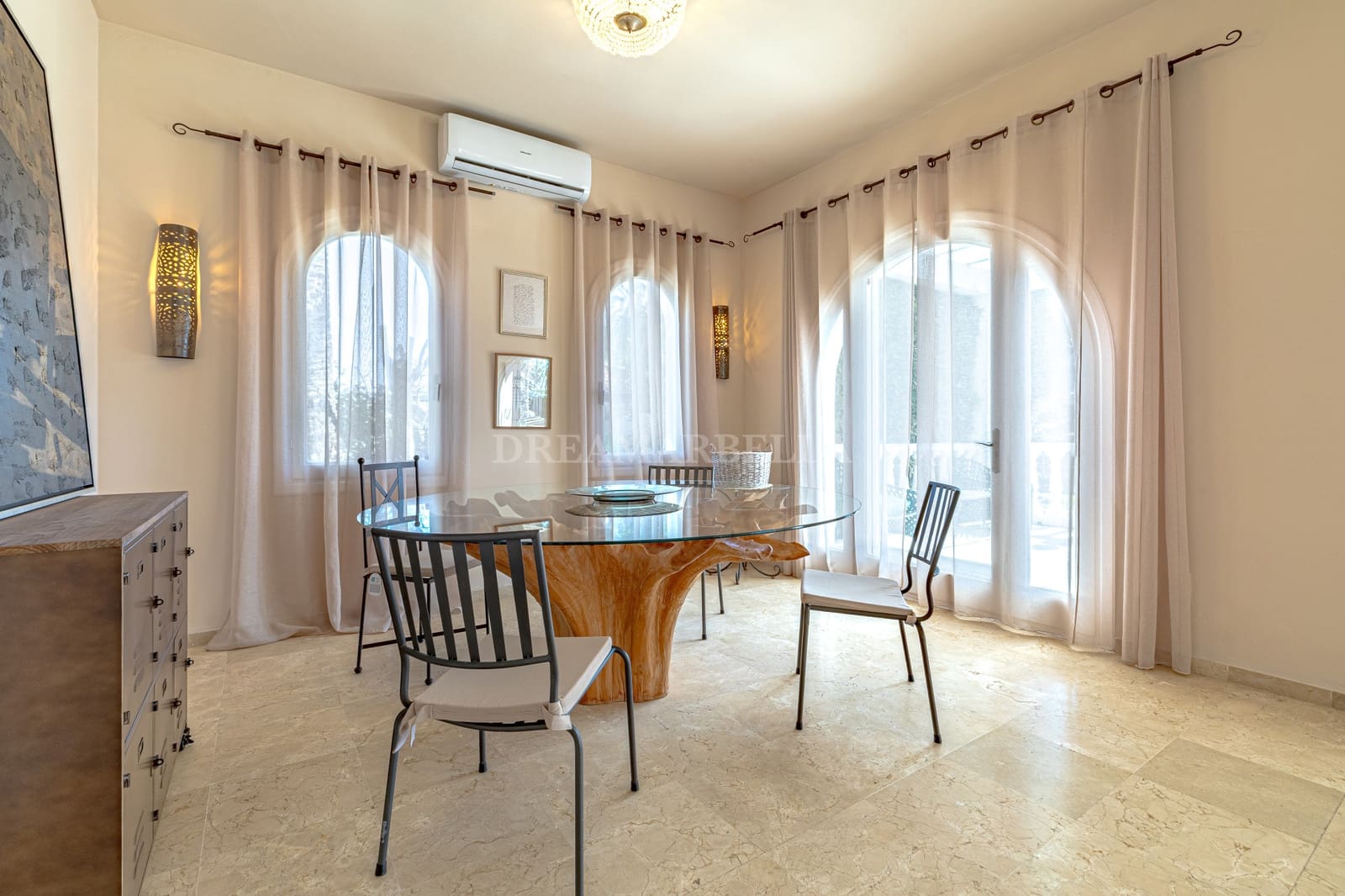 4 slaapkamer Villa te huur in El Paraiso met zwembad garage - € 8.500 (Ref: 9911430)