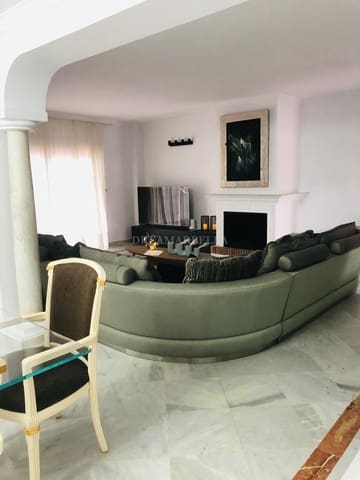 5 sovrum Villa att hyra i Marbella med pool garage - 6 000 € (Ref: 9911431)