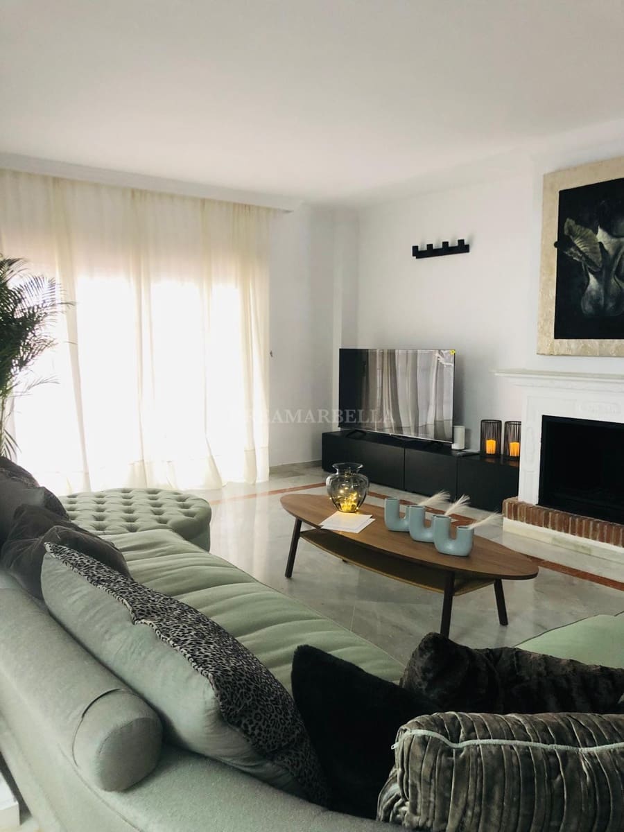 5 sovrum Villa att hyra i Marbella med pool garage - 6 000 € (Ref: 9911431)