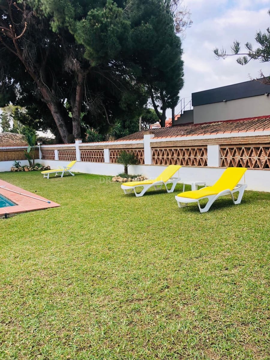 5 sovrum Villa att hyra i Marbella med pool garage - 6 000 € (Ref: 9911431)