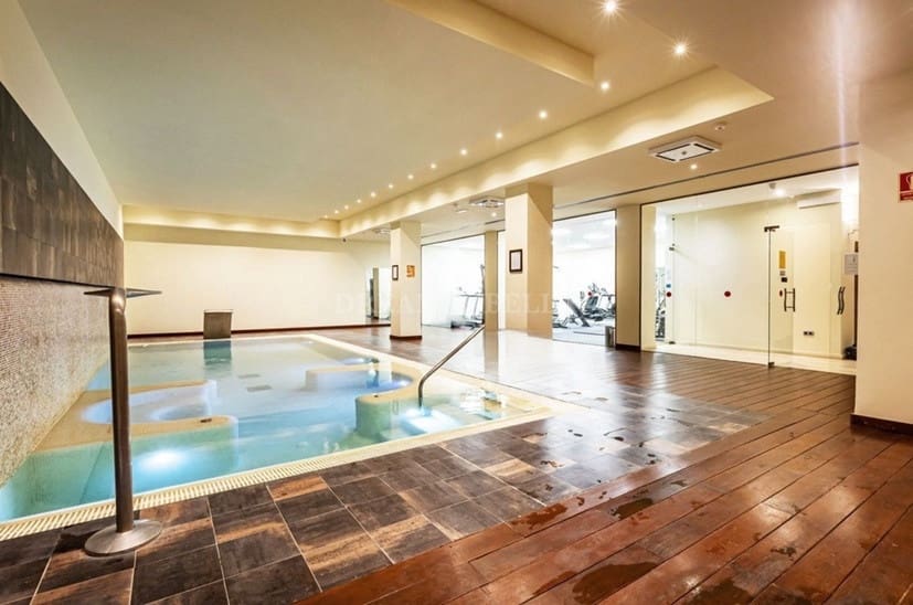 3 camera da letto Appartamento in vendita in Estepona con piscina garage - 690.000 € (Rif: 9911434)