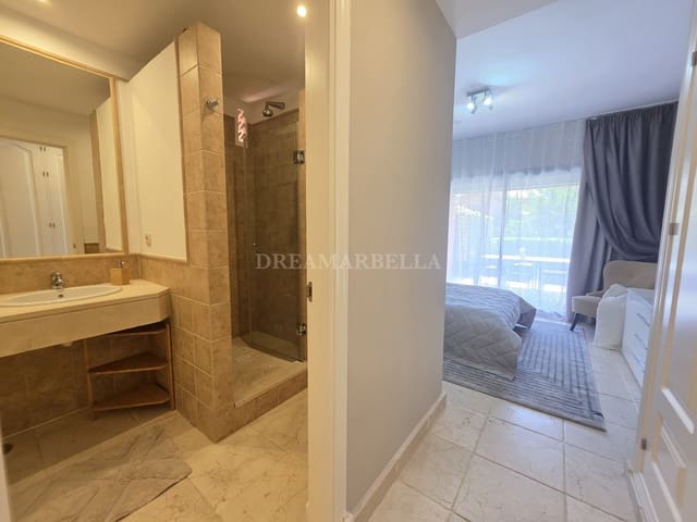 3 camera da letto Appartamento in vendita in Estepona con piscina garage - 690.000 € (Rif: 9911434)