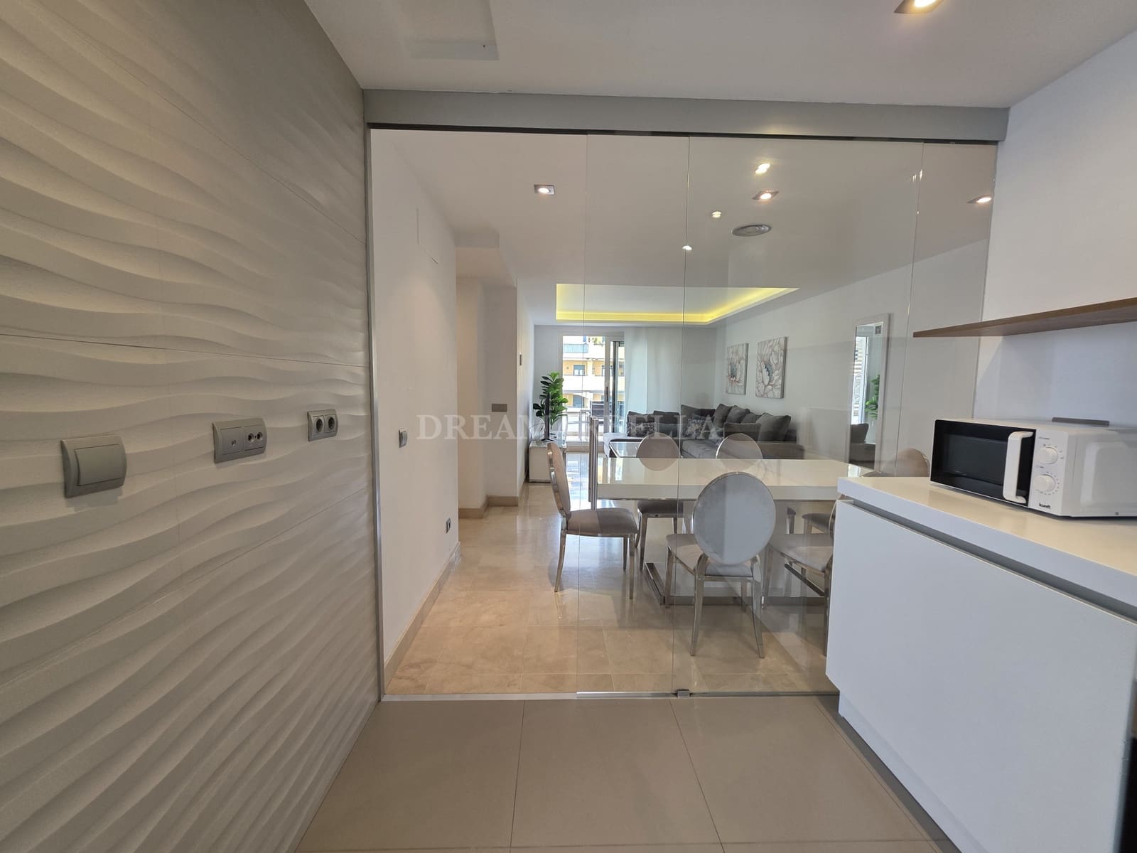 3 soveværelse Penthouse til salg i San Pedro de Alcantara med swimmingpool garage - € 675.000 (Ref: 9911435)