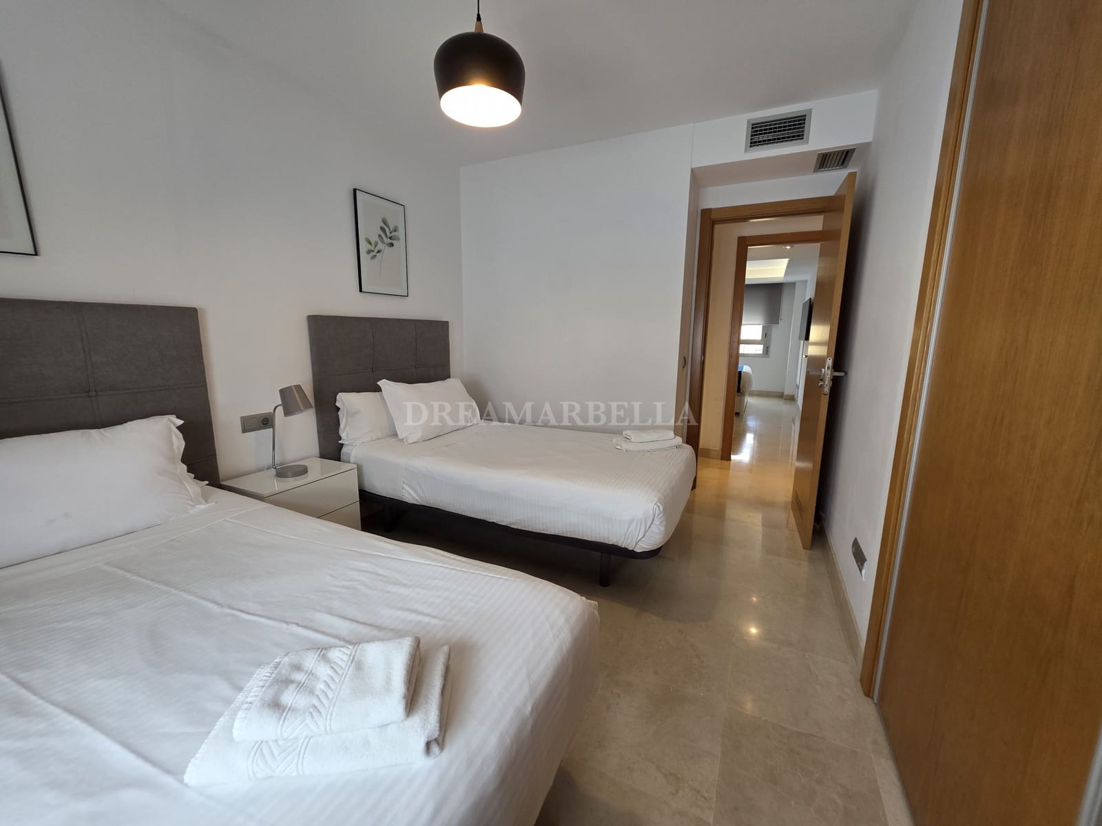 3 soveværelse Penthouse til salg i San Pedro de Alcantara med swimmingpool garage - € 675.000 (Ref: 9911435)