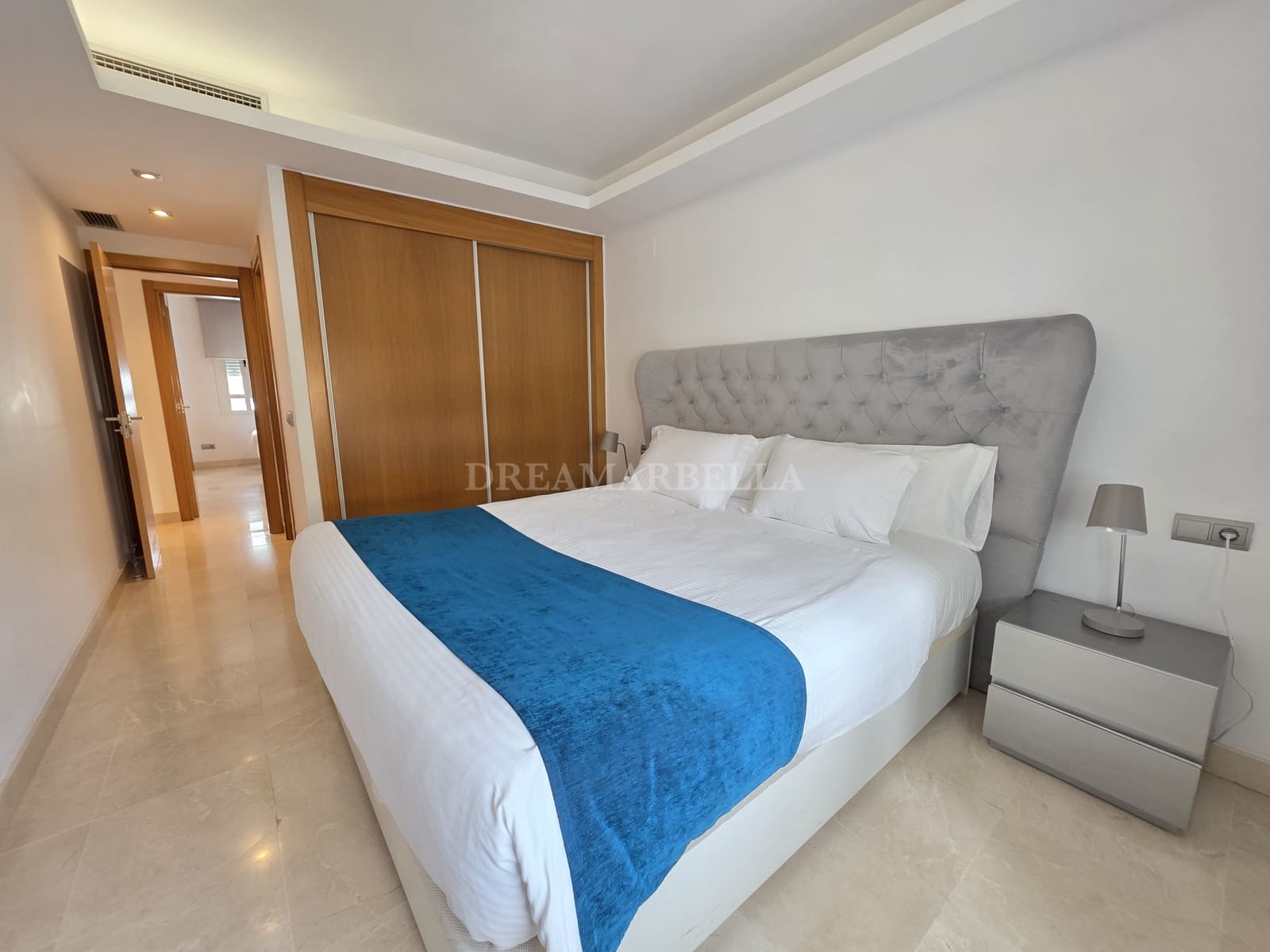 3 soveværelse Penthouse til salg i San Pedro de Alcantara med swimmingpool garage - € 675.000 (Ref: 9911435)
