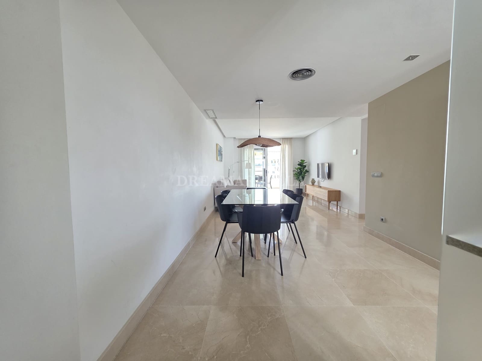 3 quarto Penthouse para venda em San Pedro de Alcantara com piscina garagem - 769 000 € (Ref: 9911437)