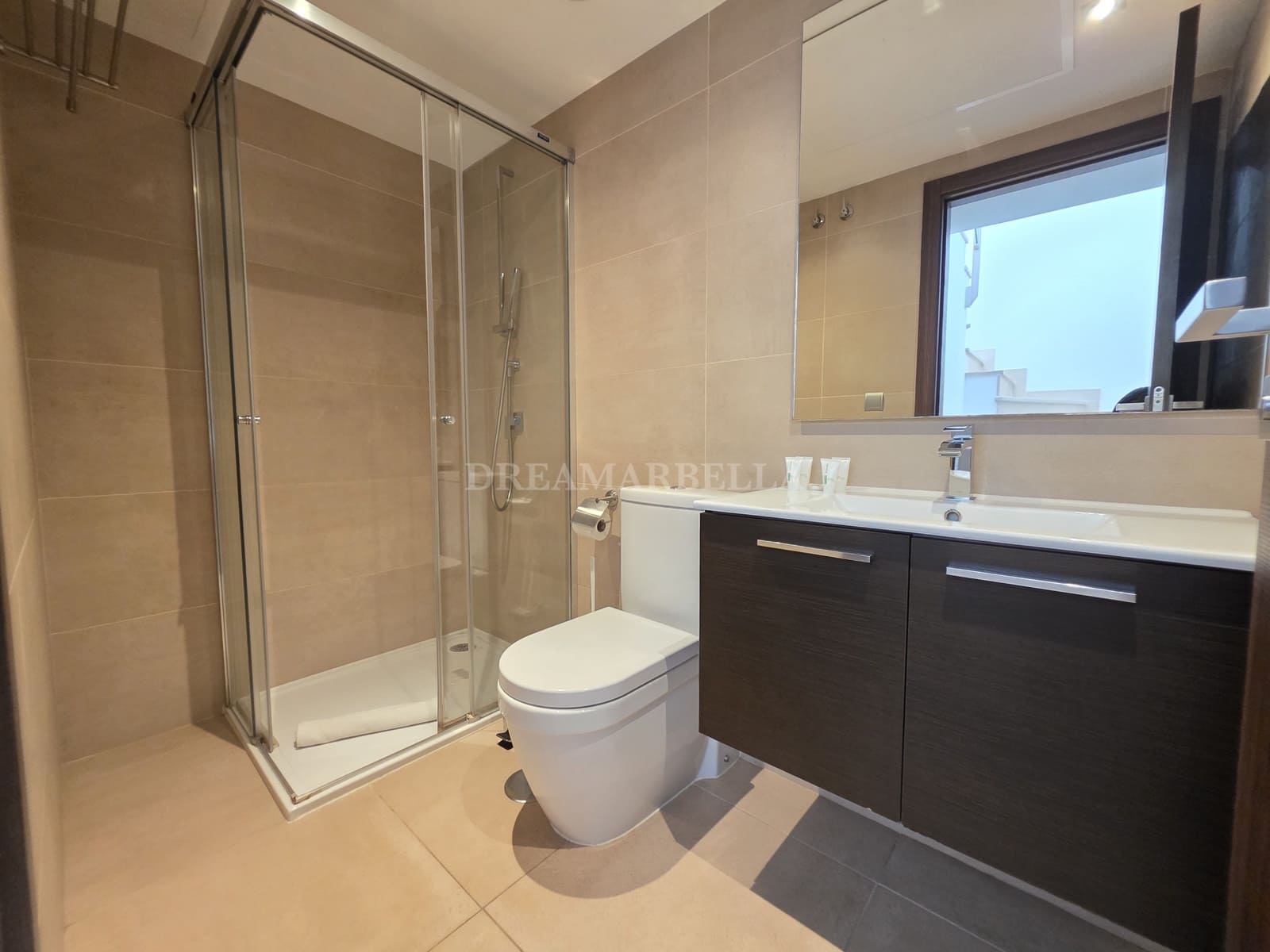 3 quarto Penthouse para venda em San Pedro de Alcantara com piscina garagem - 769 000 € (Ref: 9911437)