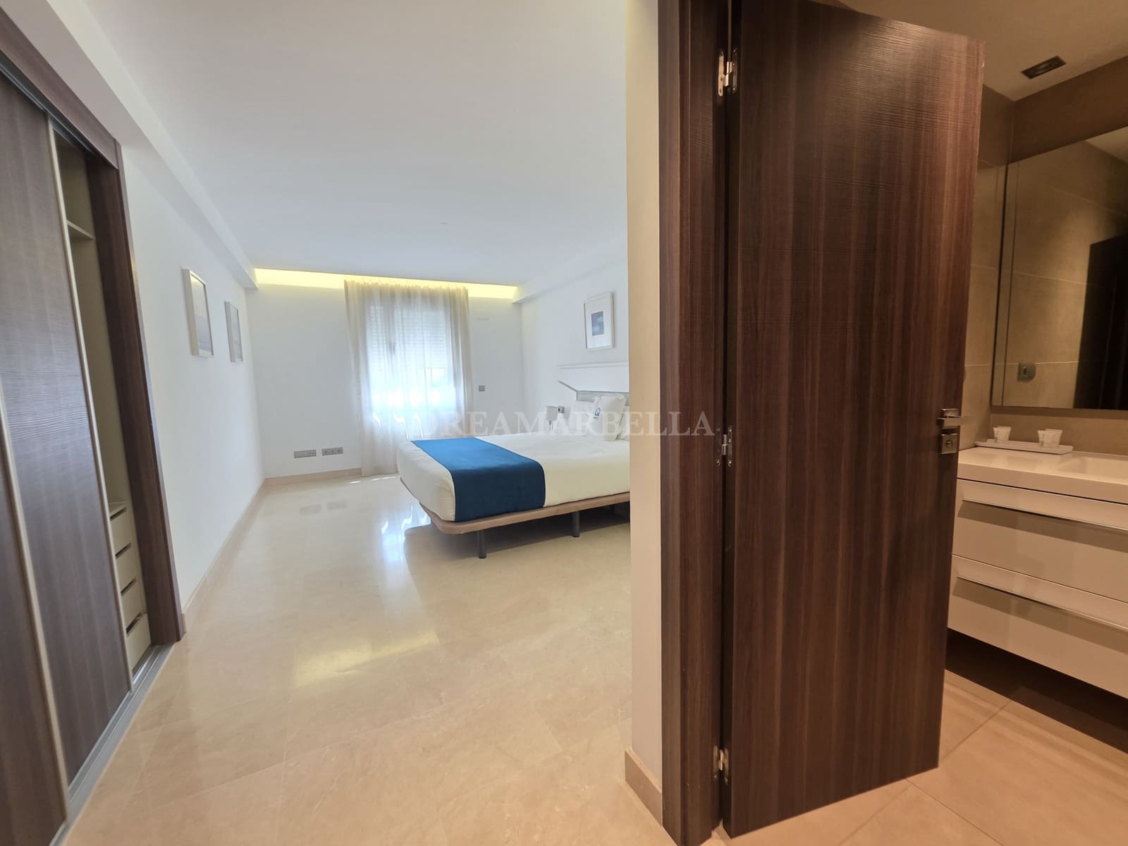 3 quarto Penthouse para venda em San Pedro de Alcantara com piscina garagem - 769 000 € (Ref: 9911437)