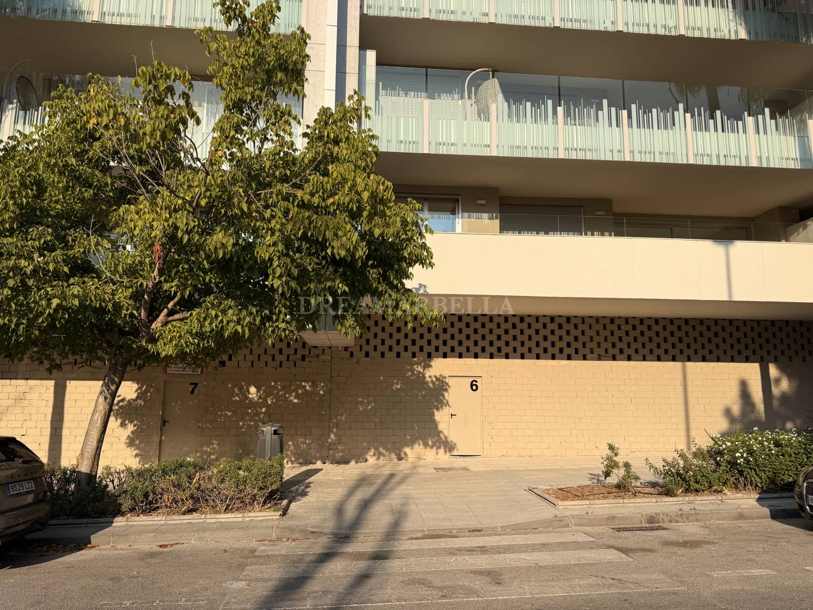 Kommersiell att hyra i San Pedro de Alcantara med pool - 3 000 € (Ref: 9911439)