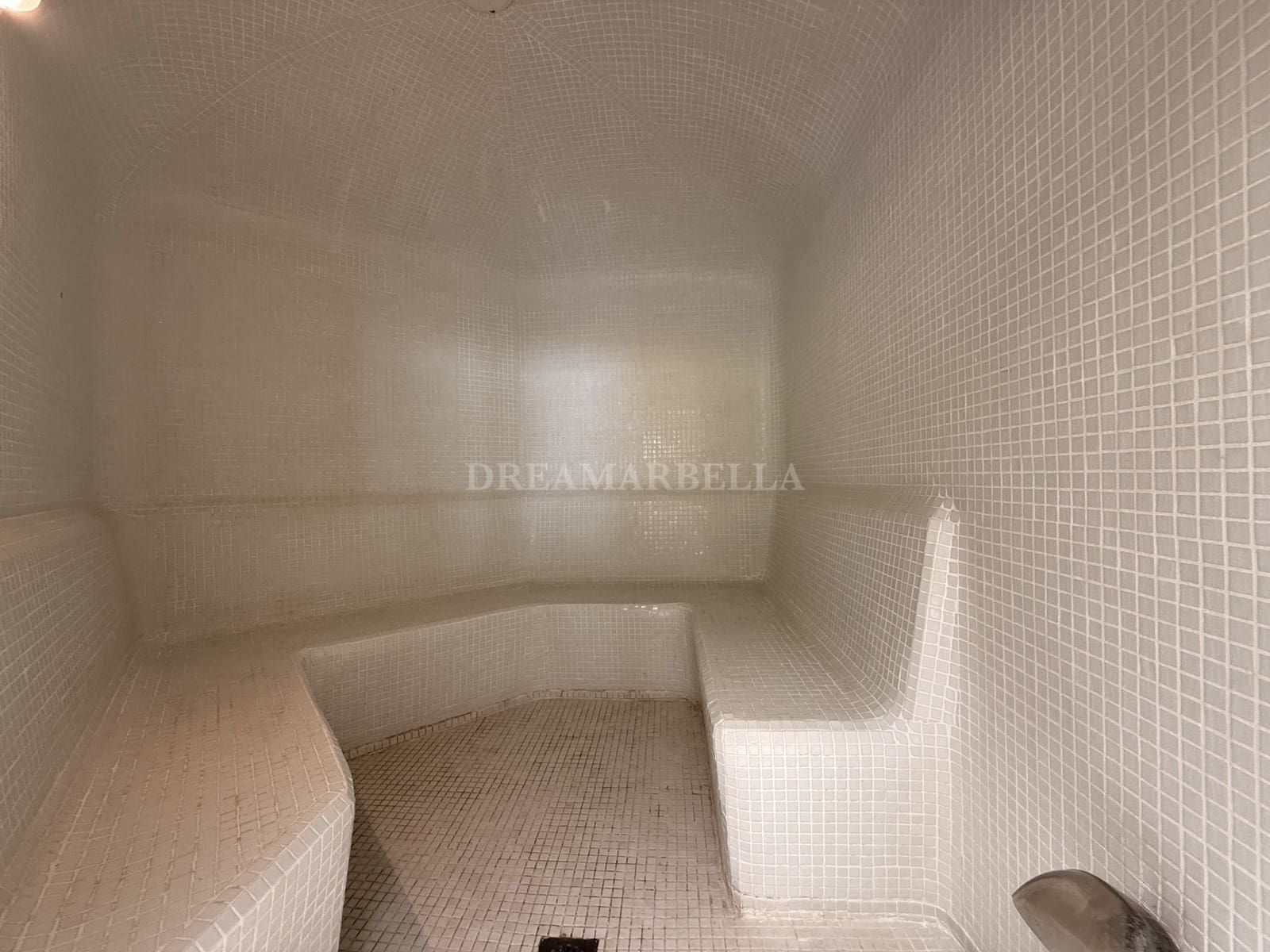 3 camera da letto Appartamento in vendita in Benahavis con piscina garage - 790.000 € (Rif: 9911442)