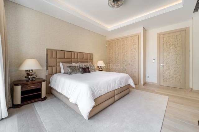 6 sypialnia Willa na sprzedaż w Marbella z basenem garażem - 7 999 000 € (Ref: 9911444)