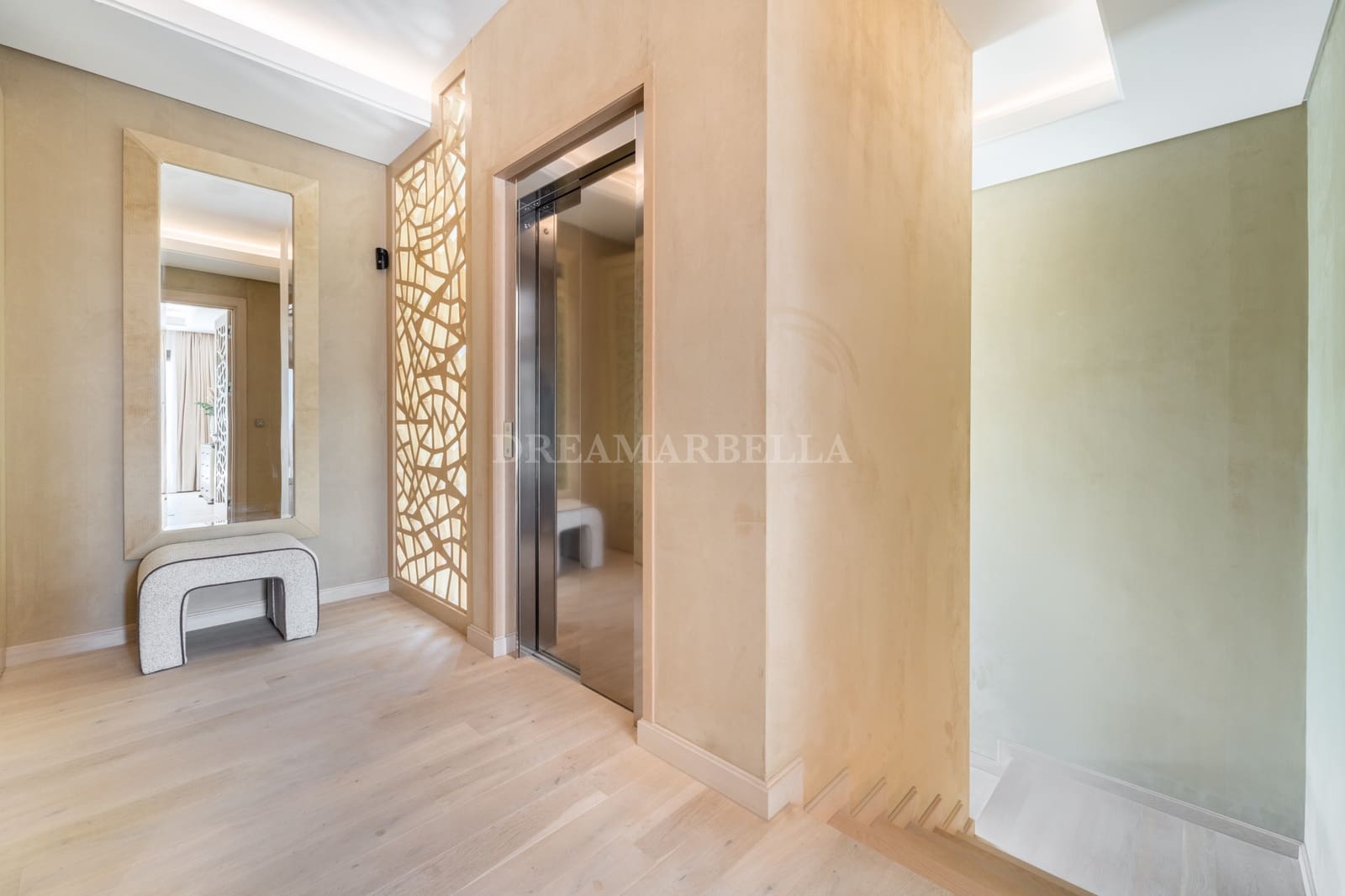 6 chambre Villa/Maison à vendre à Marbella avec piscine garage - 7 999 000 € (Ref: 9911444)