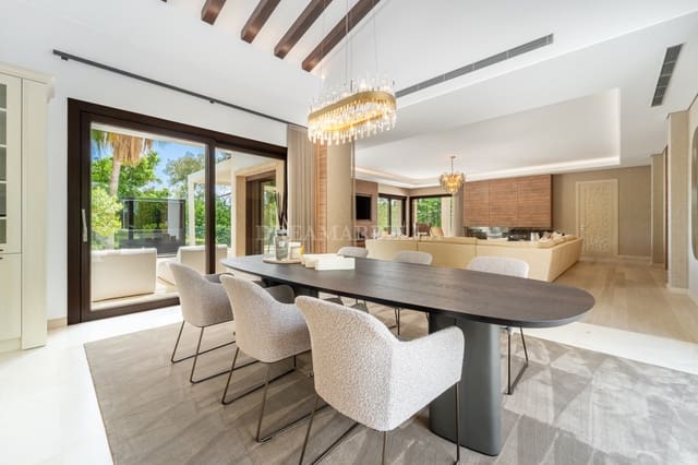 6 sypialnia Willa na sprzedaż w Marbella z basenem garażem - 7 999 000 € (Ref: 9911444)