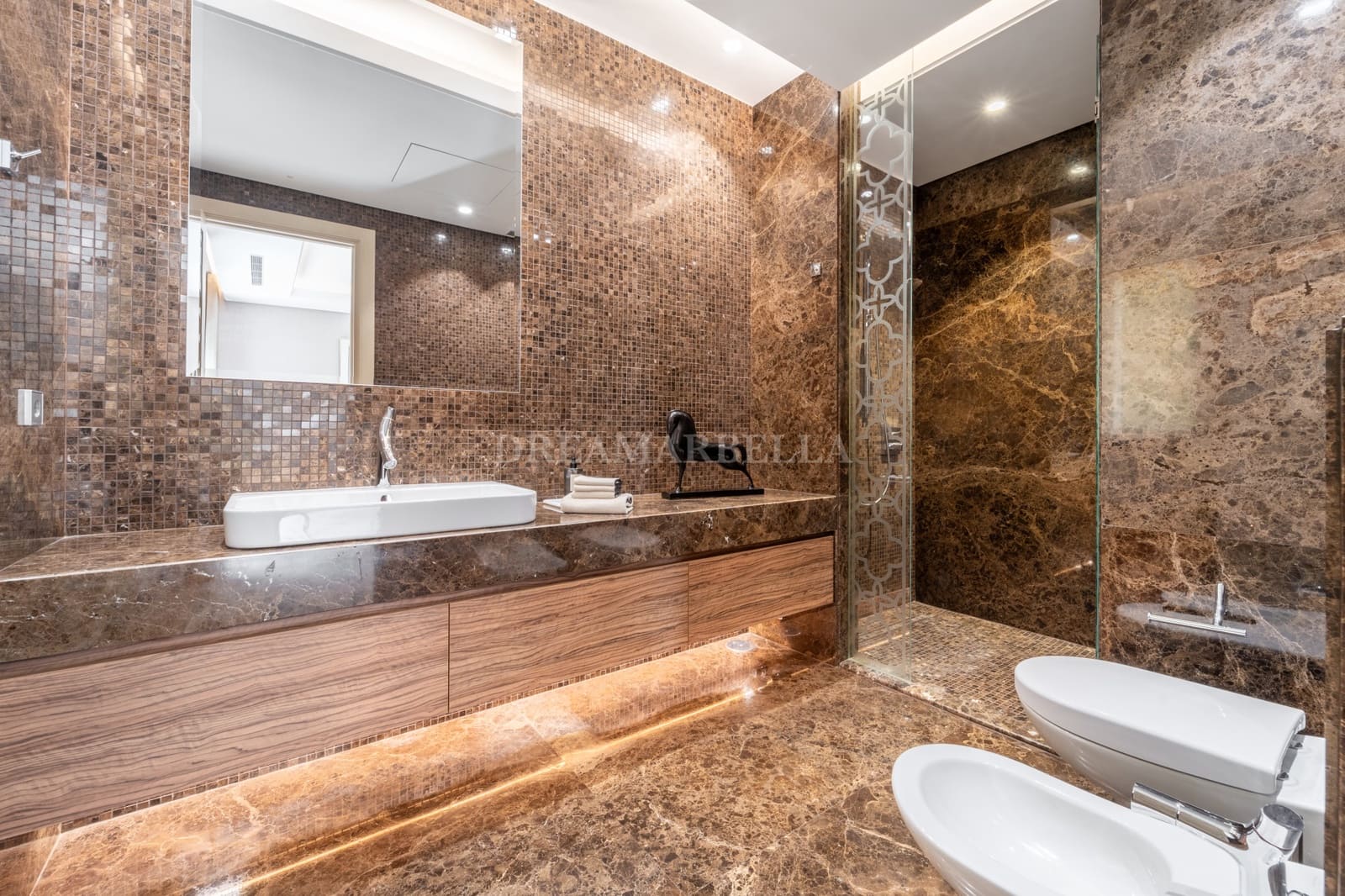 6 chambre Villa/Maison à vendre à Marbella avec piscine garage - 7 999 000 € (Ref: 9911444)