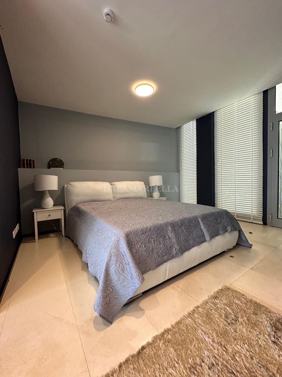 5 soverom Kjedet enebolig til salgs i Marbella med svømmebasseng garasje - € 3 000 000 (Ref: 9911448)