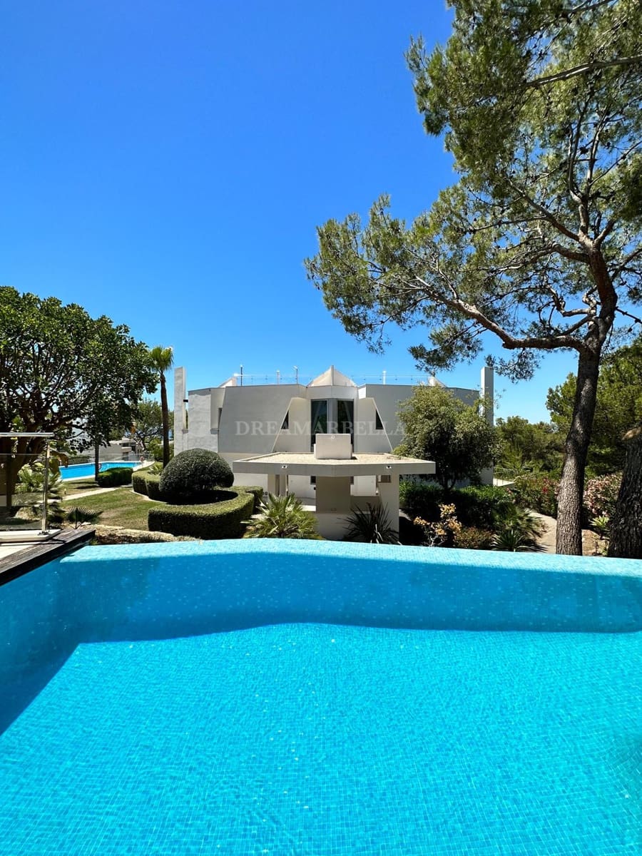 5 soverom Kjedet enebolig til salgs i Marbella med svømmebasseng garasje - € 3 000 000 (Ref: 9911448)