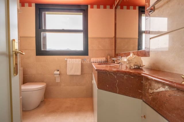 Villa/Maison de 5 chambres à louer à Selwo, Estepona avec piscine garage - 20 000 € (Ref: 9911450)