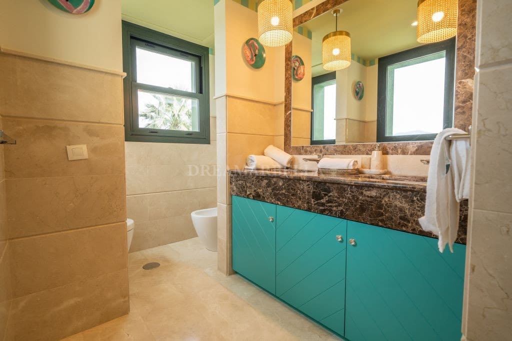Villa/Maison de 5 chambres à louer à New Golden Mile avec piscine garage - 20 000 € (Ref: 9911450)