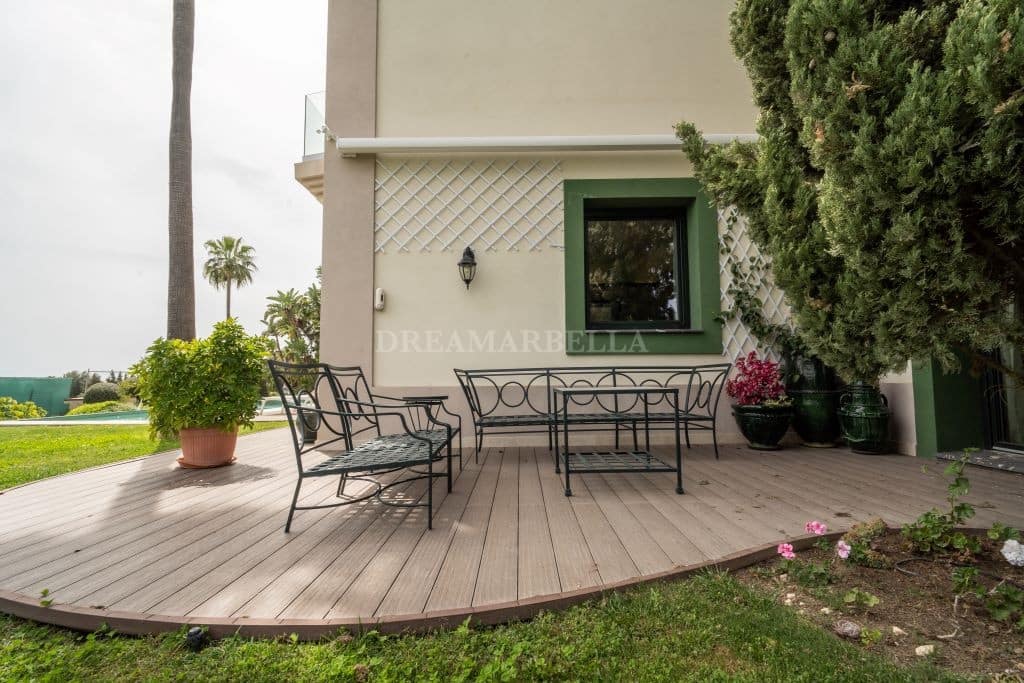 Villa/Maison de 5 chambres à louer à New Golden Mile avec piscine garage - 20 000 € (Ref: 9911450)