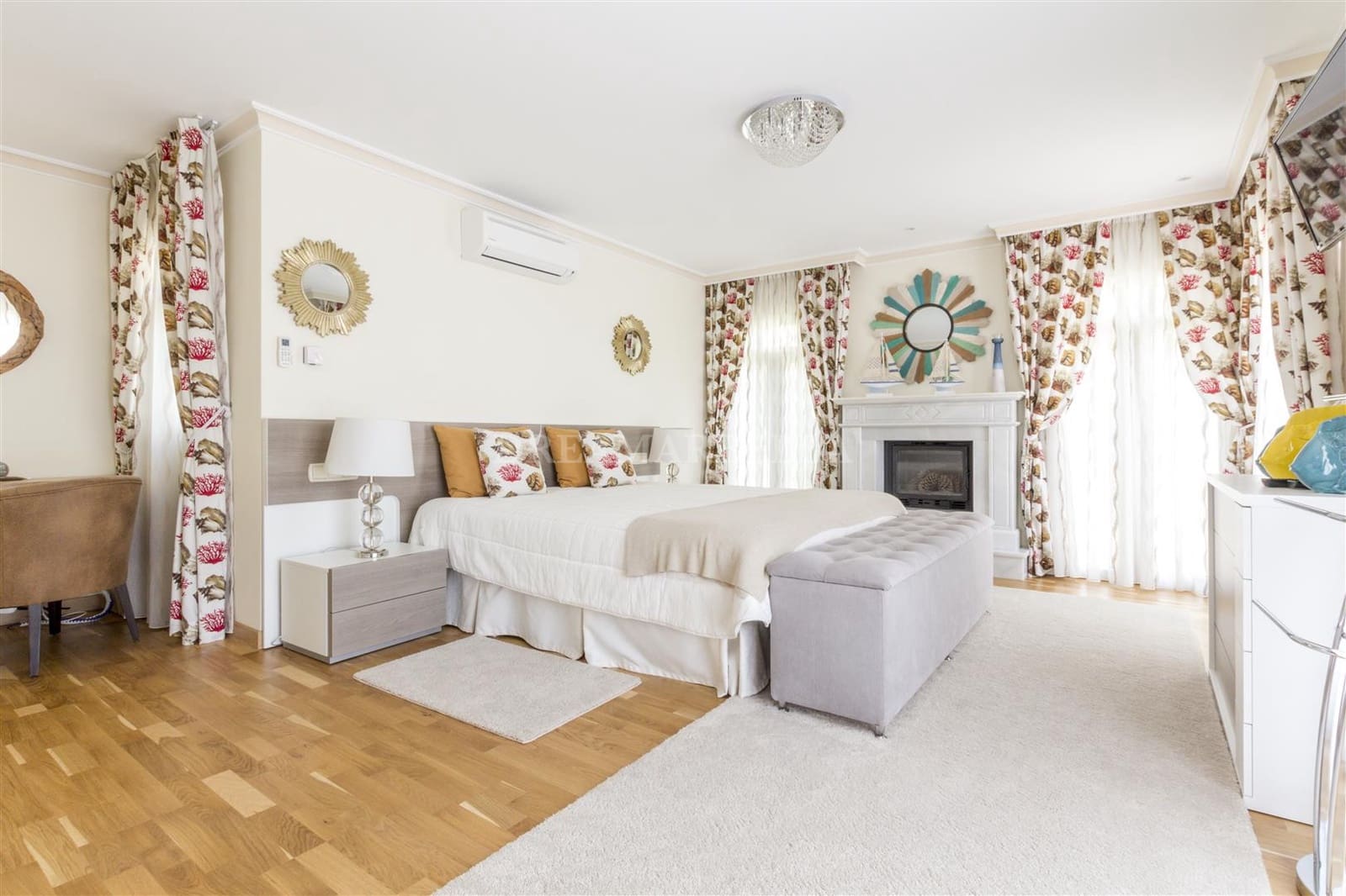 Villa/Maison de 4 chambres à louer à San Pedro de Alcantara avec piscine garage - 6 000 € (Ref: 9916006)