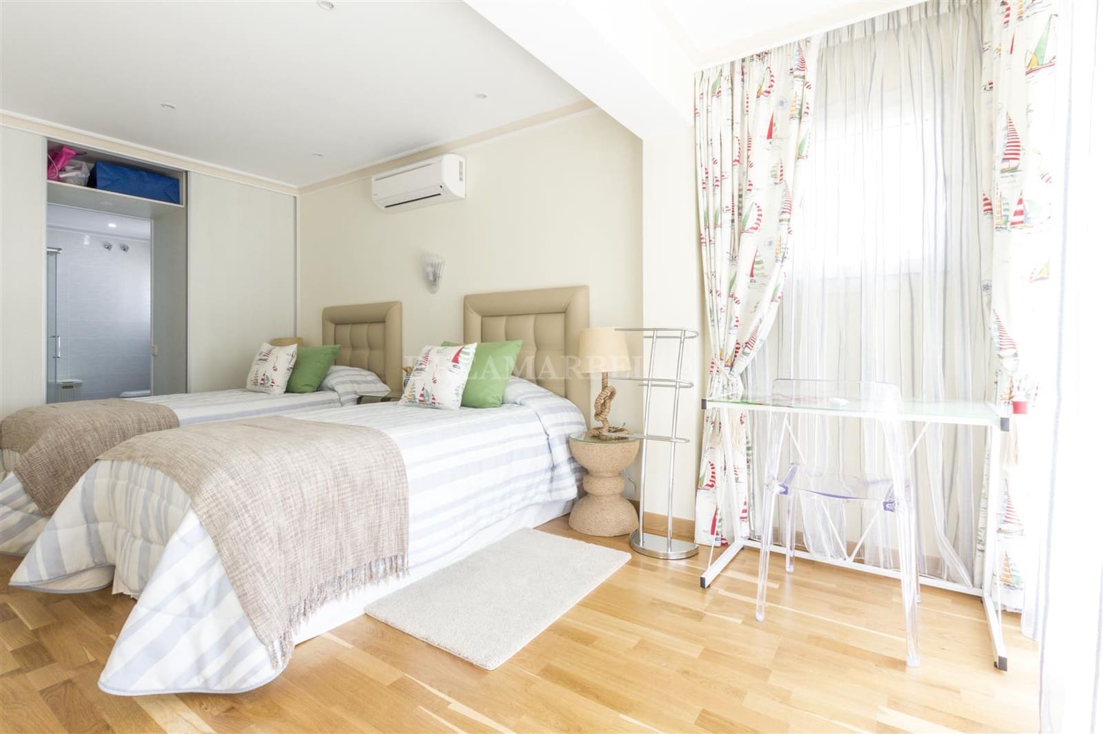 Villa/Maison de 4 chambres à louer à San Pedro de Alcantara avec piscine garage - 6 000 € (Ref: 9916006)