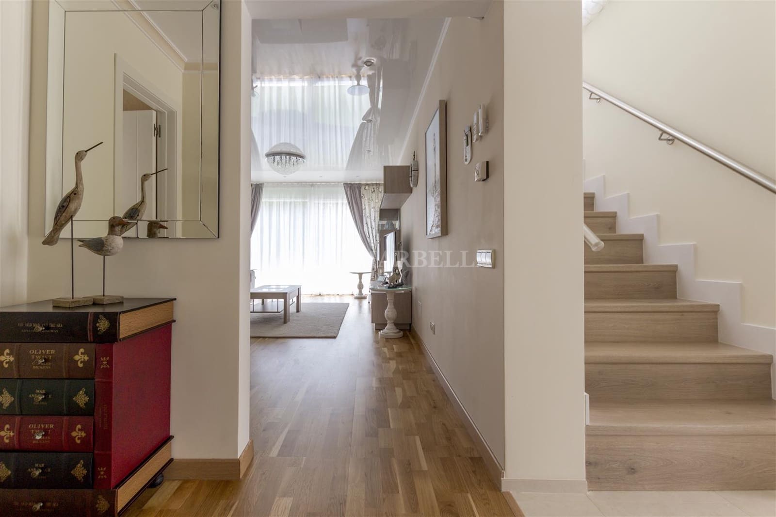 Villa/Maison de 4 chambres à louer à San Pedro de Alcantara avec piscine garage - 6 000 € (Ref: 9916006)