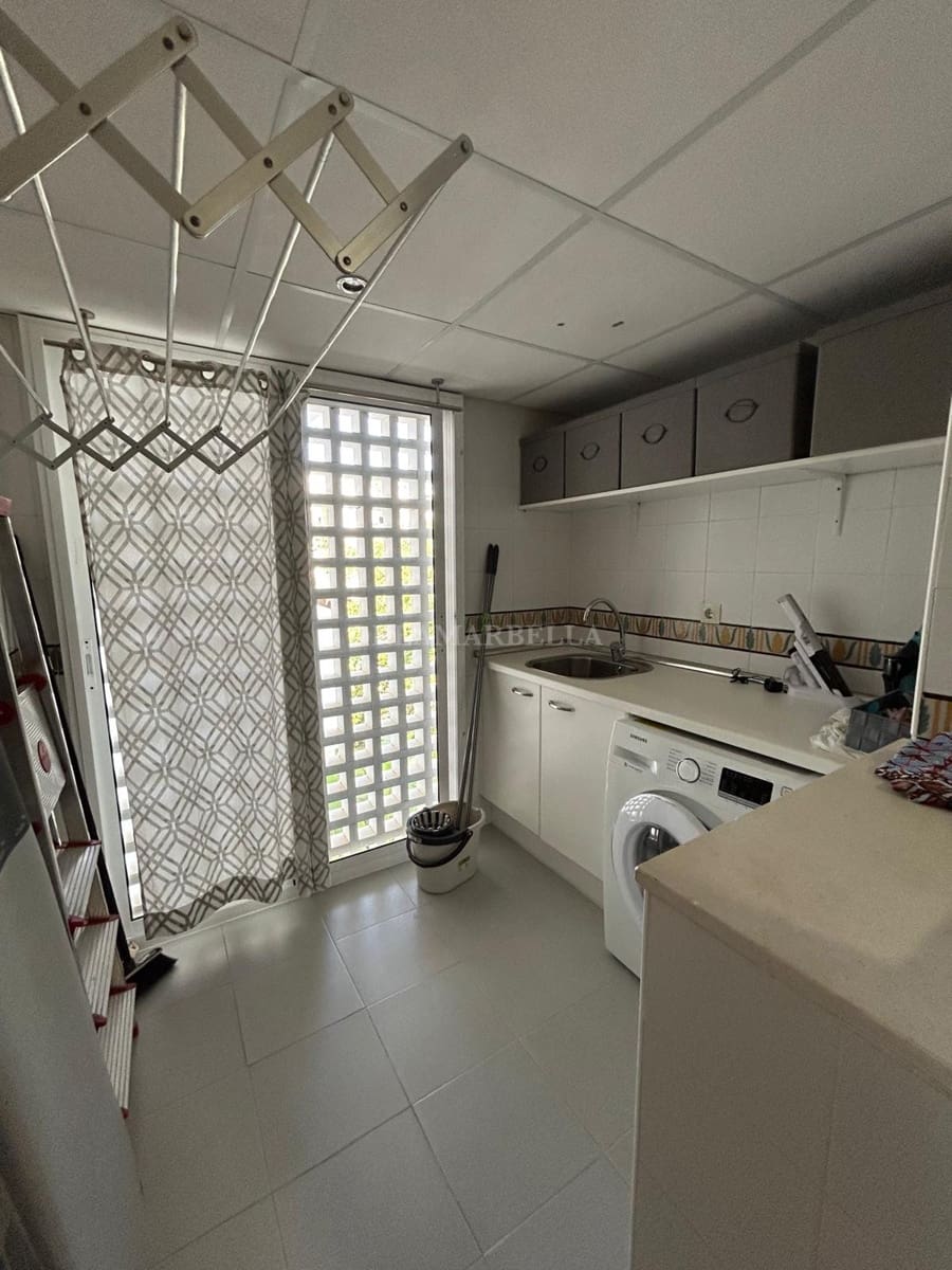 2 slaapkamer Appartement voor vakantieverhuur in Costalita met zwembad garage - € 2.000 (Ref: 9916007)