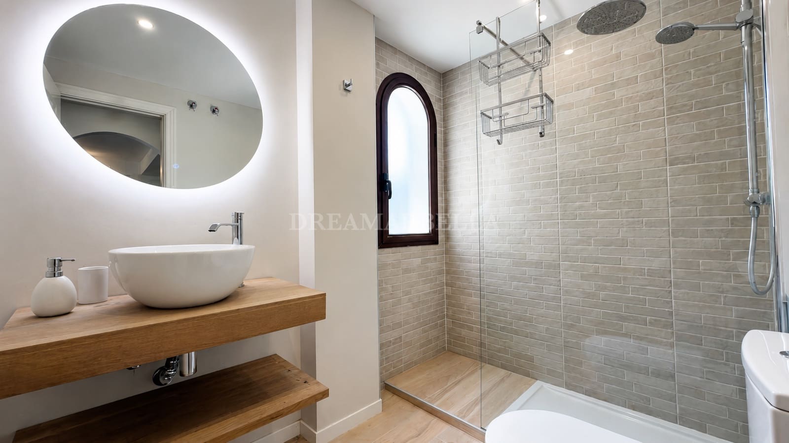 2 bedroom Apartment for sale in Marbella with pool garage - € 549,000 (Ref: 9920578)
