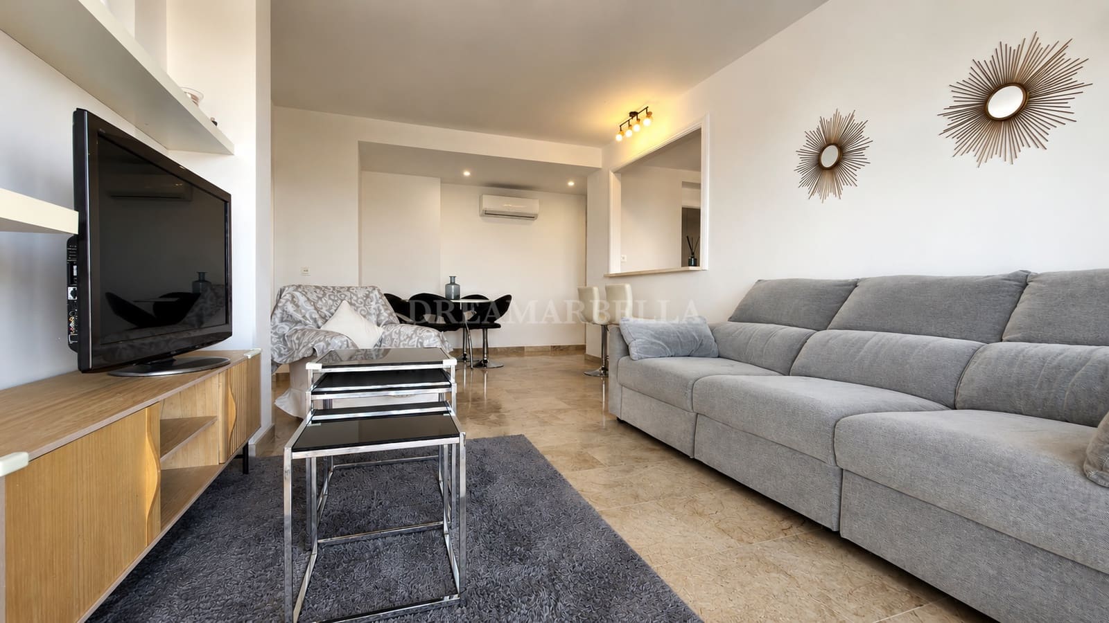 2 bedroom Apartment for sale in Marbella with pool garage - € 549,000 (Ref: 9920578)