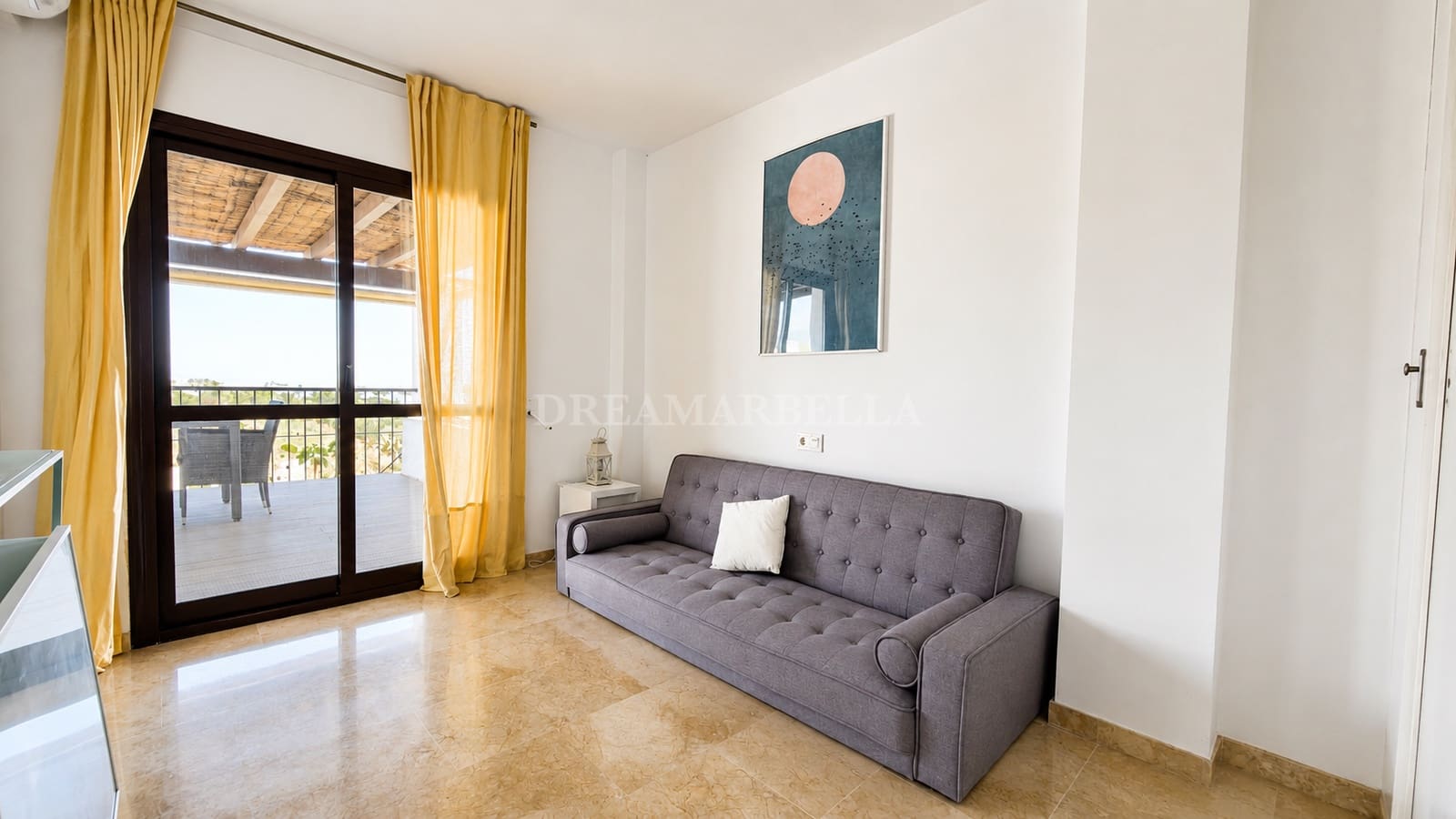 2 bedroom Apartment for sale in Marbella with pool garage - € 549,000 (Ref: 9920578)