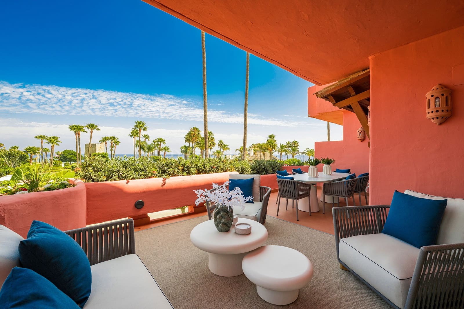 3 slaapkamer Appartement te koop in Estepona met zwembad garage - € 2.395.000 (Ref: 9936531)