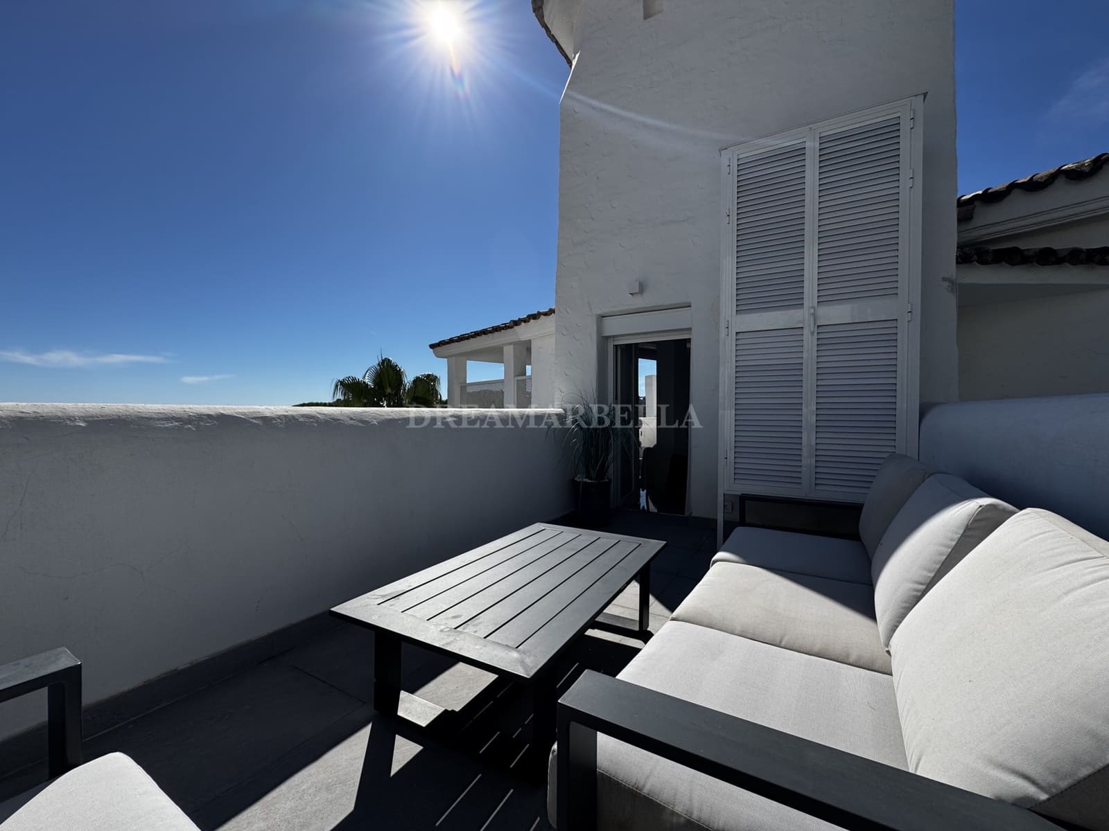 4 quarto Penthouse para venda em Marbella com piscina garagem - 1 400 000 € (Ref: 9945894)