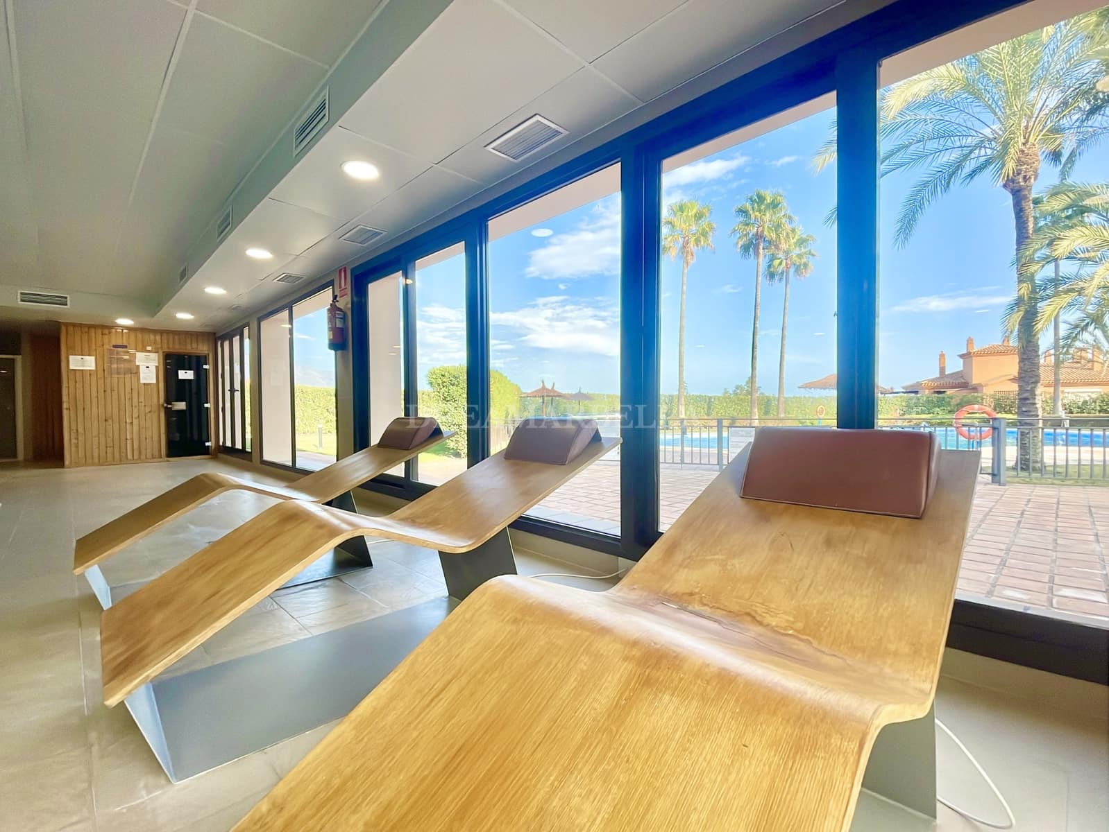 2 sovrum Lägenhet för semesterbostäder i Benahavis med pool garage - 1 000 € (Ref: 9948073)