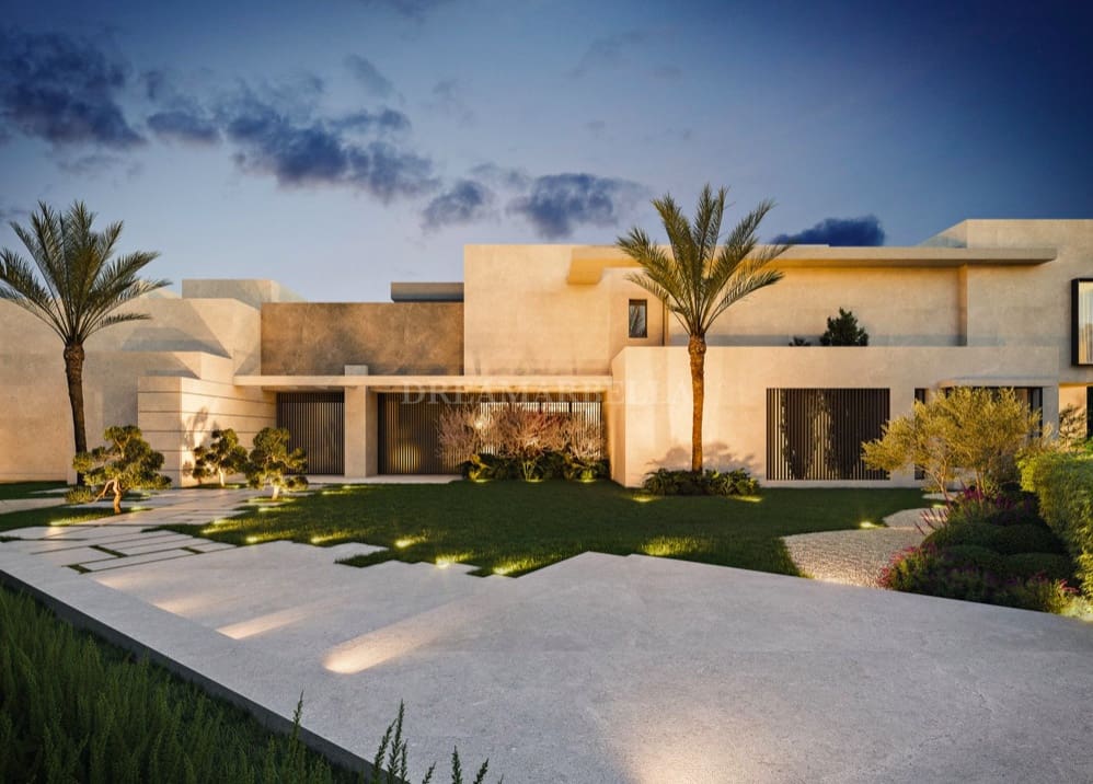 5 slaapkamer Villa te koop in Marbella met zwembad garage - € 8.300.000 (Ref: 9975583)