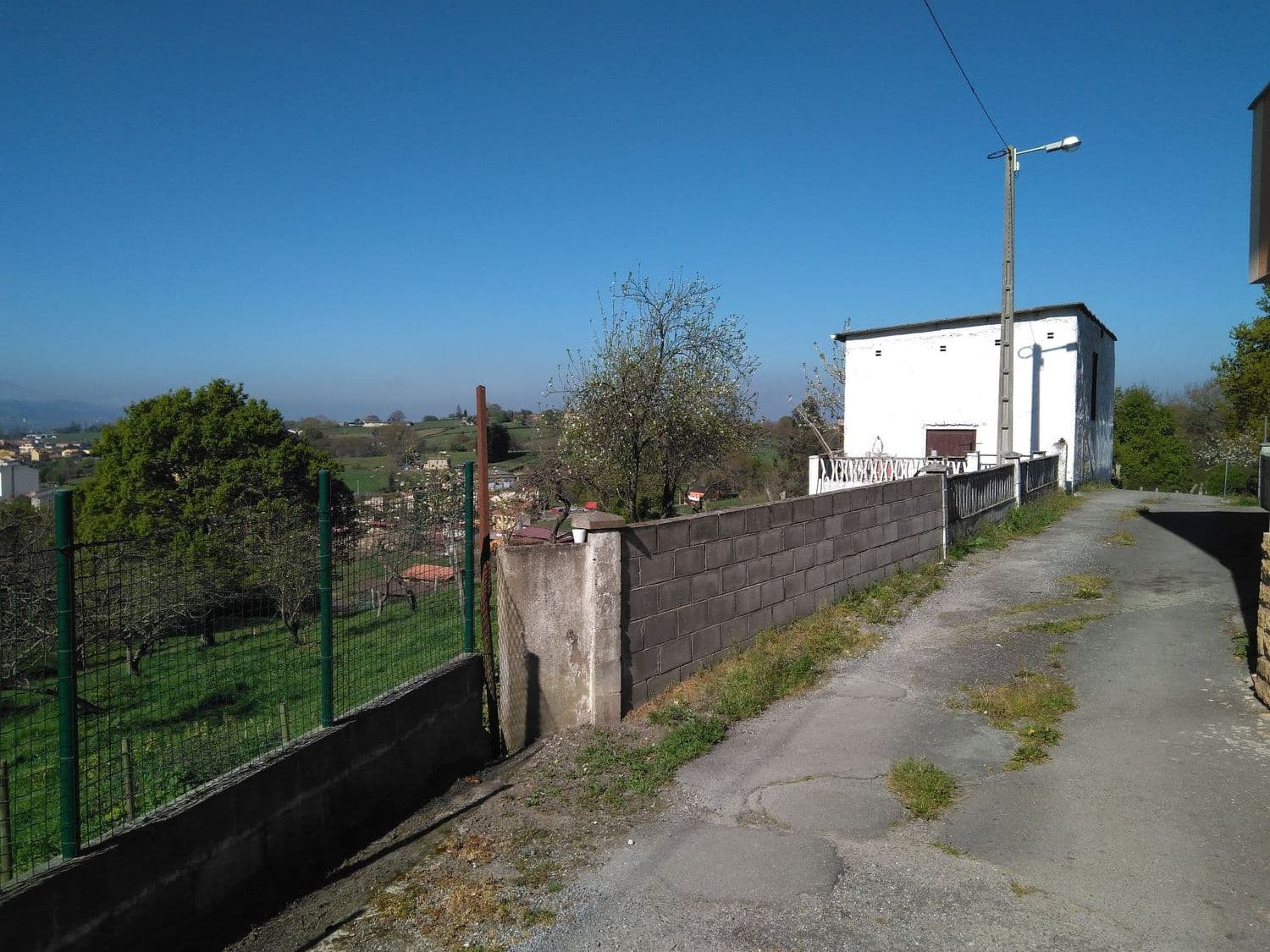 Grunde uden byggetilladelser til salg i Siero - € 130.000 (Ref: 4073577)