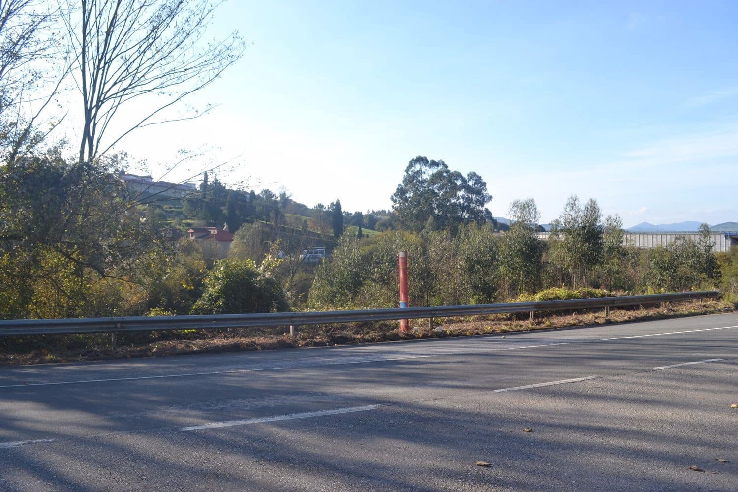 Grunde uden byggetilladelser til salg i Llanera - € 99.000 (Ref: 4073588)