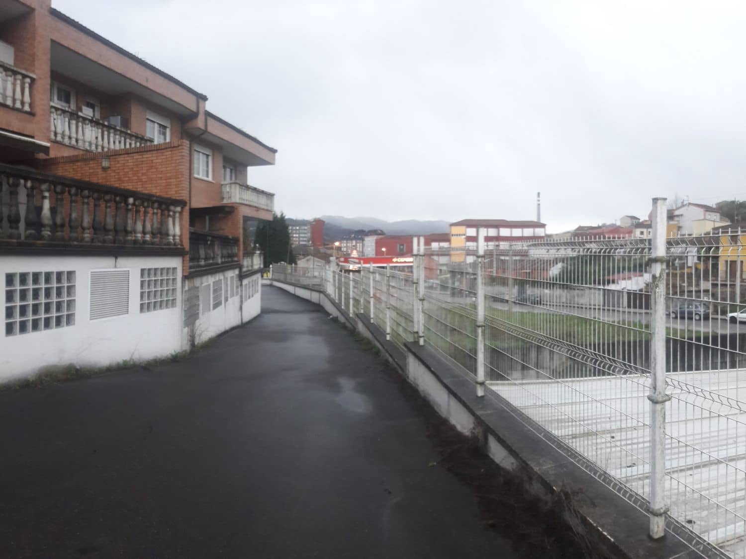 Garage til salg i Langreo - € 8.000 (Ref: 4628320)