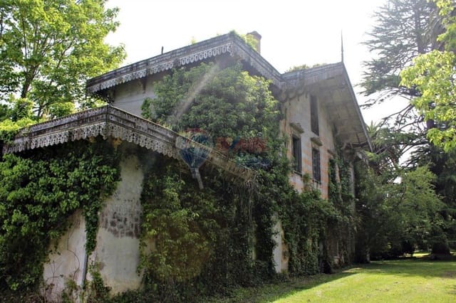 9 bedroom Finca/Country House for sale in Gijón with garage - € 650,000 (Ref: 4628937)