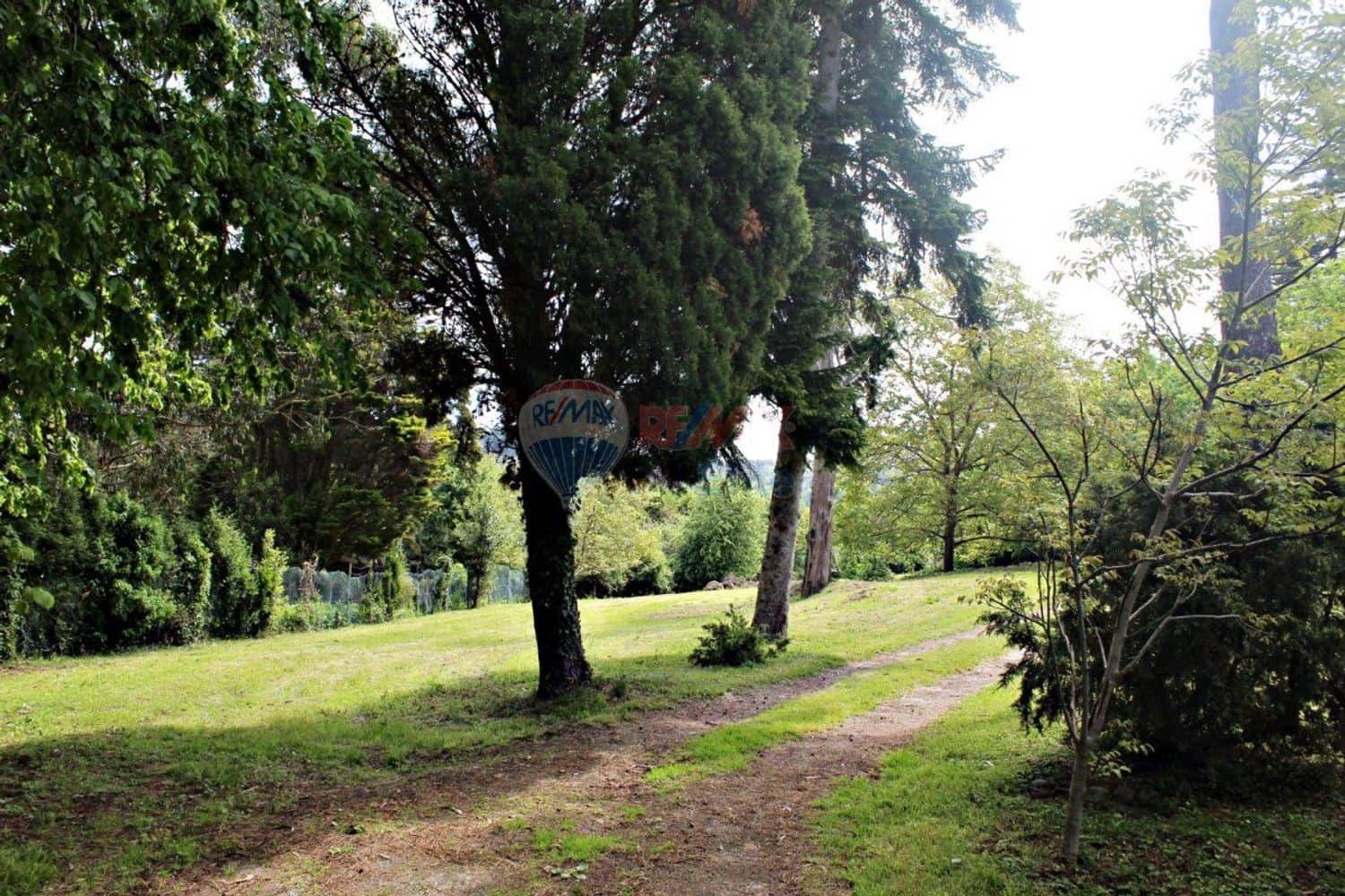 9 soveværelse Finca/Landehus til salg i Gijon med garage - € 650.000 (Ref: 4628937)