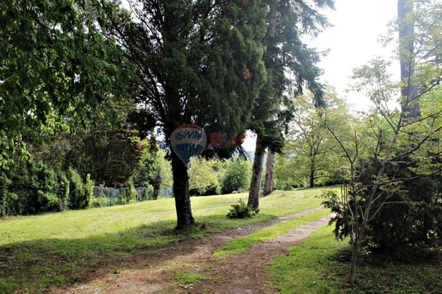 9 bedroom Finca/Country House for sale in Gijón with garage - € 650,000 (Ref: 4628937)