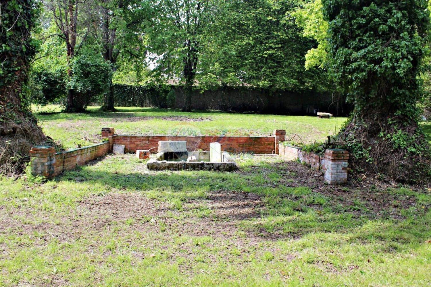 9 soveværelse Finca/Landehus til salg i Gijon med garage - € 650.000 (Ref: 4628937)