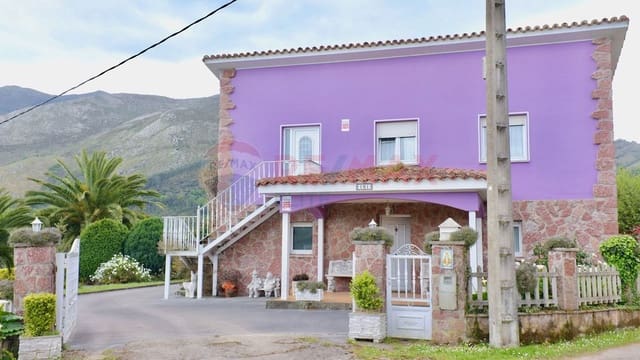 7 soverom Villa til salgs i Colunga med garasje - € 540 000 (Ref: 4628958)