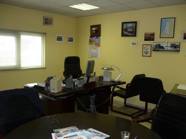 Erhverv til salg i Carreño - € 350.000 (Ref: 4632658)