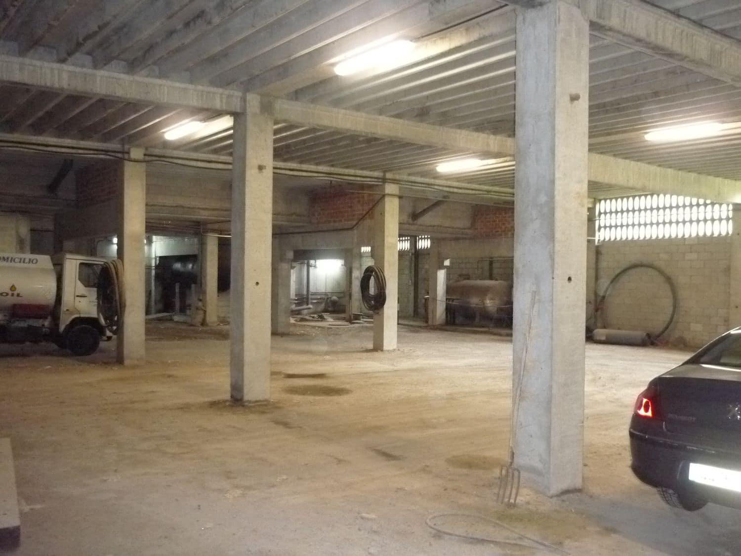 Erhverv til salg i Carreno - € 350.000 (Ref: 4632658)