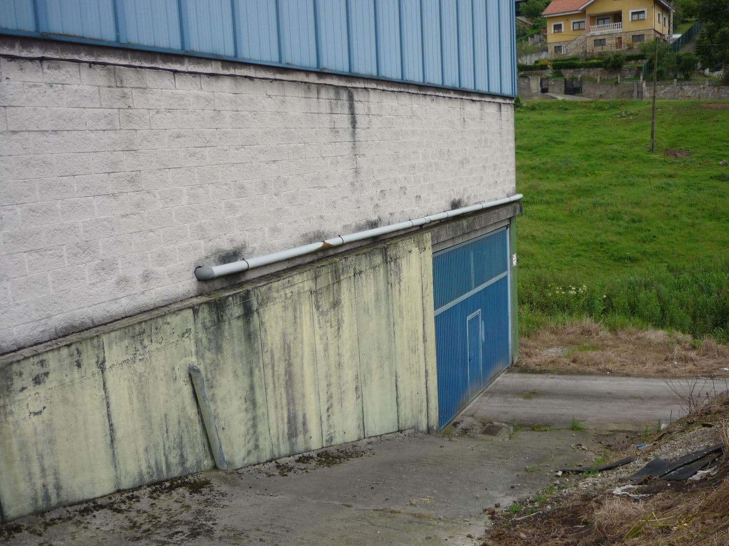 Erhverv til salg i Carreno - € 350.000 (Ref: 4632658)